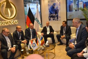 مصر للبترول ترفع راية الحضور الوطني في أكبر تجمع للطاقة