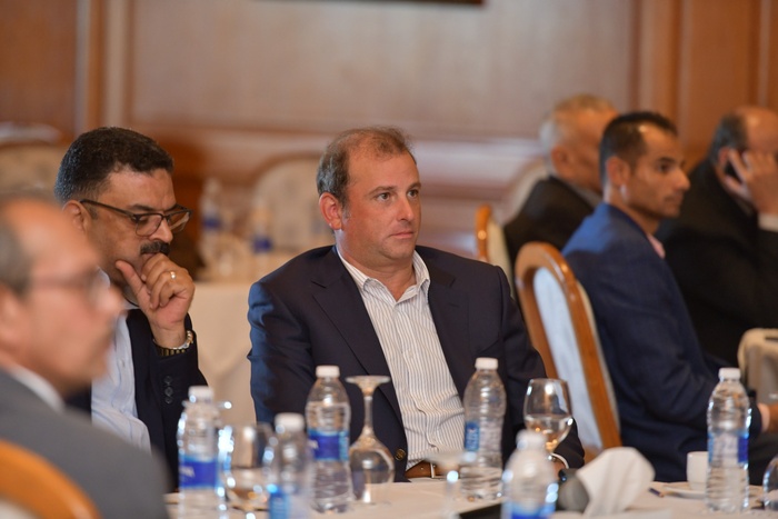 جلسة تشاور مجتمعي بمناجم أبو مروات تؤكد التوازن بين الاستثمار وحماية البيئة ودعم المجتمع المحلي