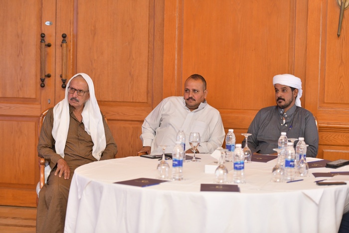 جلسة تشاور مجتمعي بمناجم أبو مروات تؤكد التوازن بين الاستثمار وحماية البيئة ودعم المجتمع المحلي