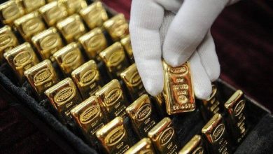 أسعار الذهب اليوم الخميس..استقرار محلي وتراجعه عالميا مع ارتفاع الدولار،