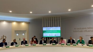 الملا يؤكد على الإسراع بتنمية واستغلال احتياطيات الغاز في شرق المتوسط
