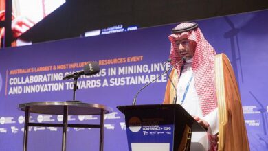 وزير الصناعة والثروة المعدنية بندر بن إبراهيم الخريف