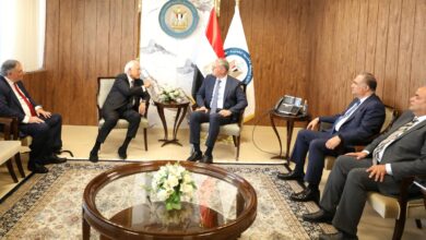 تعزيز التعاون المصري اليوناني في قطاع البترول والطاقة المتجددة