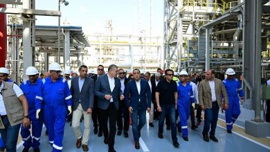 رئيس الوزراء يفتتح مشروع استرجاع الغازات