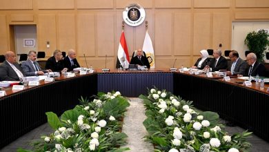 كامل الوزير يترأس اجتماع