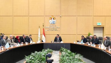 وزير الإسكان يتابع مبيعات وتشغيل