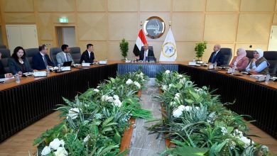 كامل الوزير يلتقي شركة صينية