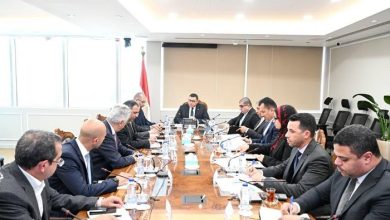 وزير الإسكان يتابع الموقف التنفيذي
