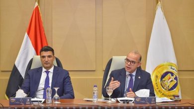 وزير الاستثمار والتجارة الخارجية