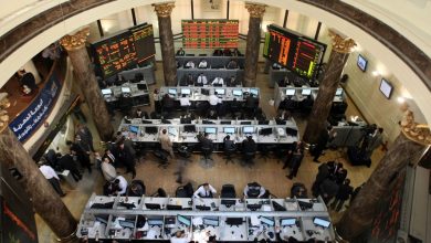 البورصة المصرية تغلق على تراجع