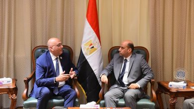 وزير العمل يبحث مع جهاز تنمية