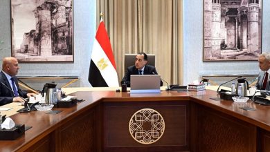 مدبولي يتابع مشروعات النقل