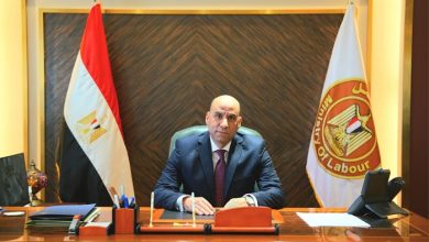 وزارة العمل تفتح باب التقديم