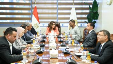 الحكومة تبحث ملفات الرصف