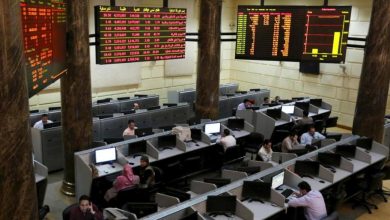 البورصة المصرية تغلق باللون الأحمر