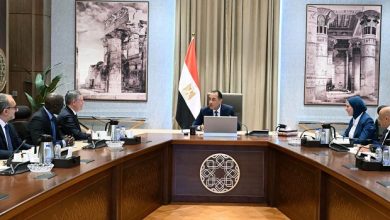 مدبولي يستعرض مع البنك الدولي