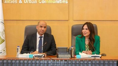 الإسكان والعمل يبحثان تأهيل العمالة