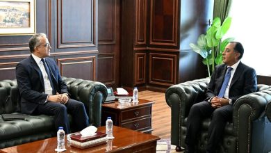 مدبولي والعناني يبحثان تعزيز التعاون