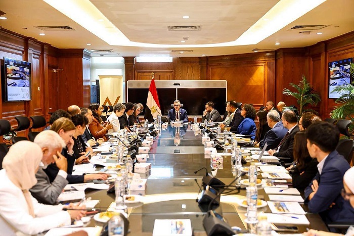 مشاركة واسعة من المؤسسات المالية