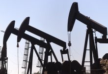 برنت يتجاوز 107 دولارات للبرميل