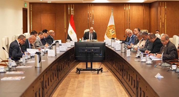 2.6 مليار جنيه إعانات طوارئ