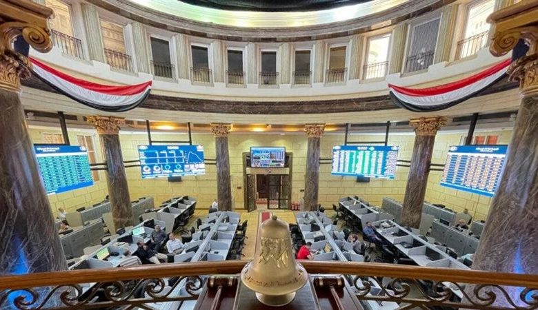 تباين مؤشرات البورصة المصرية